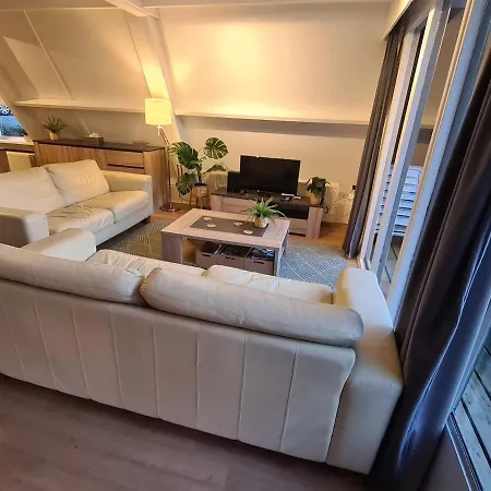 Sequoia 140, Nature, Piscine,2 Chiens Ok