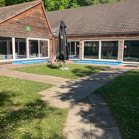 Sequoia 140, Nature, Piscine,2 Chiens Ok Durbuy