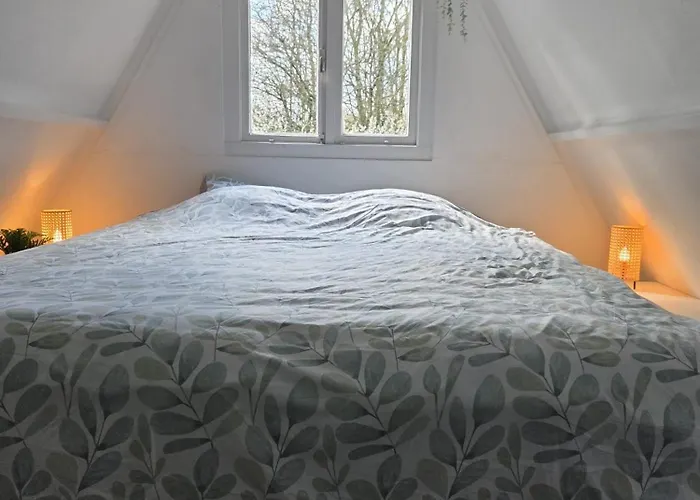 Sequoia 140, Nature, Piscine,2 Chiens Ok