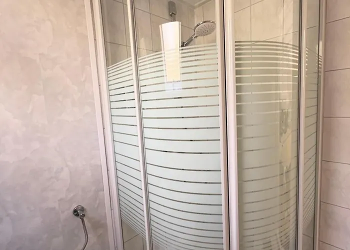 Sequoia 140, Nature, Piscine,2 Chiens Ok Chalet Durbuy